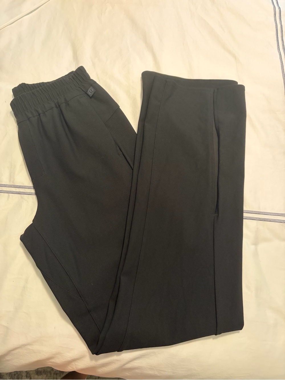Lululemon Black casual plants size 6
